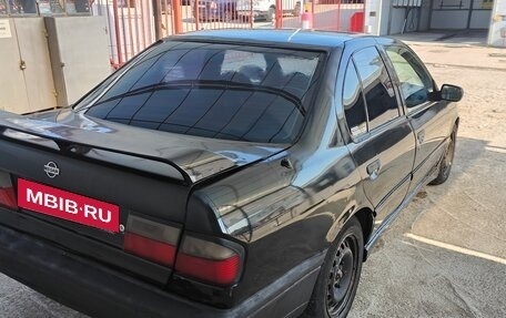 Nissan Primera II рестайлинг, 1991 год, 300 000 рублей, 10 фотография