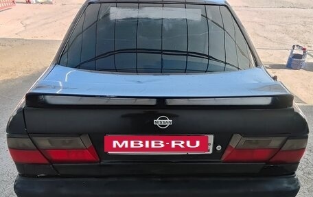 Nissan Primera II рестайлинг, 1991 год, 300 000 рублей, 11 фотография