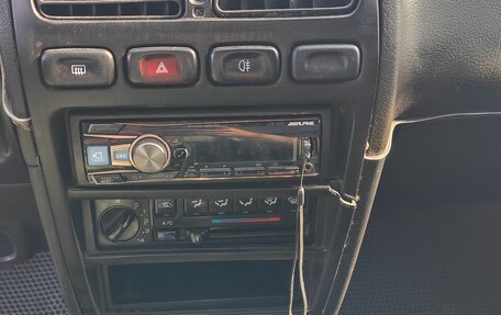 Nissan Primera II рестайлинг, 1991 год, 300 000 рублей, 30 фотография
