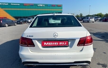 Mercedes-Benz E-Класс, 2015 год, 1 800 000 рублей, 4 фотография