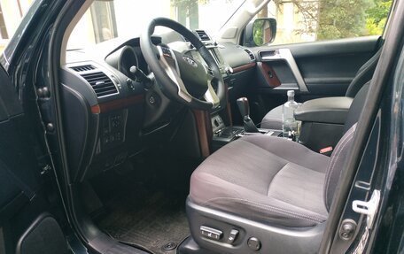 Toyota Land Cruiser Prado 150 рестайлинг 2, 2015 год, 3 399 000 рублей, 17 фотография