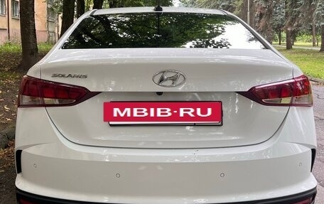 Hyundai Solaris II рестайлинг, 2021 год, 1 800 000 рублей, 9 фотография