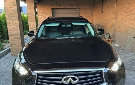 Infiniti QX70, 2014 год, 3 500 000 рублей, 10 фотография