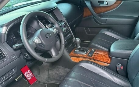 Infiniti QX70, 2014 год, 3 500 000 рублей, 15 фотография