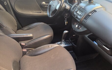 Nissan Note II рестайлинг, 2006 год, 650 000 рублей, 2 фотография