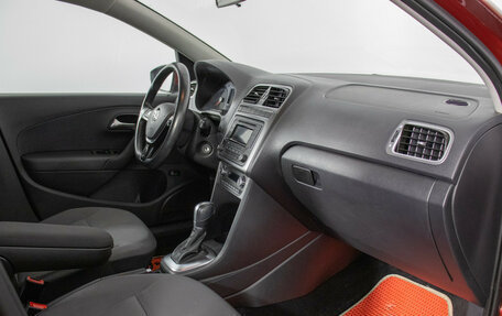 Volkswagen Polo VI (EU Market), 2016 год, 1 070 000 рублей, 10 фотография