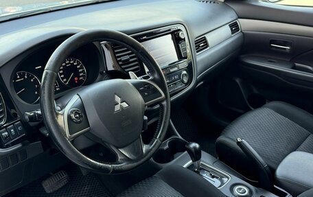 Mitsubishi Outlander III рестайлинг 3, 2013 год, 1 040 000 рублей, 5 фотография