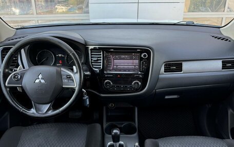 Mitsubishi Outlander III рестайлинг 3, 2013 год, 1 040 000 рублей, 7 фотография