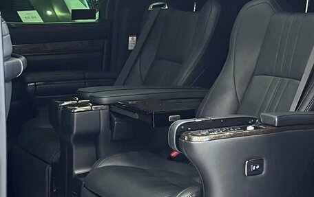 Toyota Alphard III, 2021 год, 9 600 000 рублей, 11 фотография