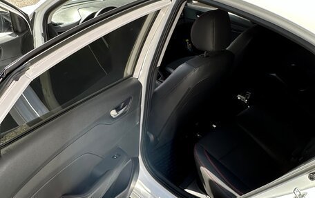 Hyundai Solaris II рестайлинг, 2022 год, 2 200 000 рублей, 11 фотография