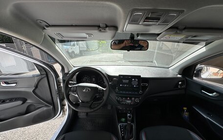 Hyundai Solaris II рестайлинг, 2022 год, 2 200 000 рублей, 6 фотография