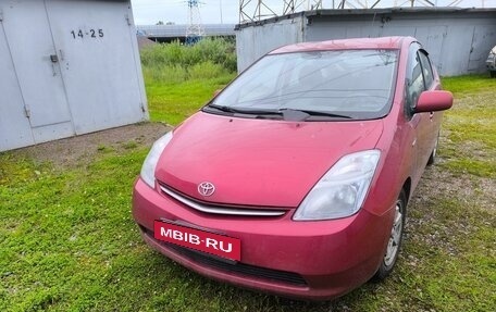 Toyota Prius, 2006 год, 600 000 рублей, 2 фотография