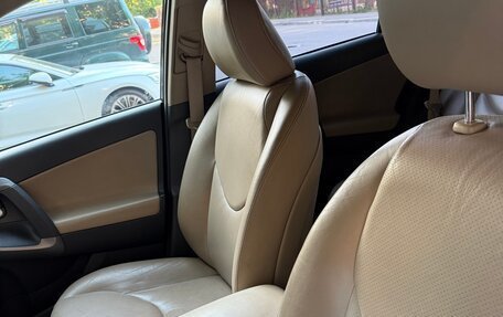 Toyota RAV4, 2012 год, 2 050 000 рублей, 6 фотография