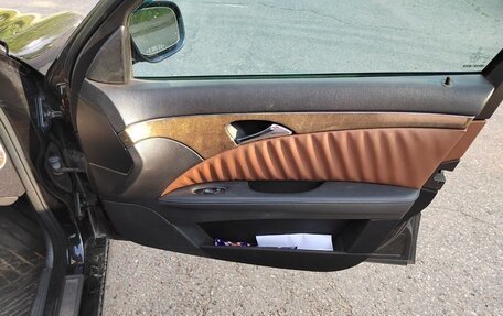 Mercedes-Benz E-Класс, 2007 год, 750 000 рублей, 14 фотография