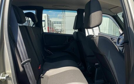 Chevrolet Niva I рестайлинг, 2017 год, 760 000 рублей, 13 фотография
