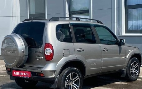Chevrolet Niva I рестайлинг, 2017 год, 760 000 рублей, 5 фотография