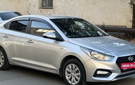 Hyundai Solaris II рестайлинг, 2019 год, 1 030 000 рублей, 3 фотография