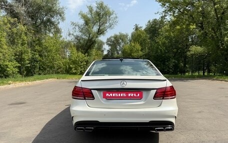 Mercedes-Benz E-Класс, 2015 год, 2 150 000 рублей, 4 фотография