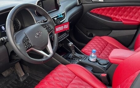 Hyundai Tucson III, 2019 год, 2 000 000 рублей, 9 фотография