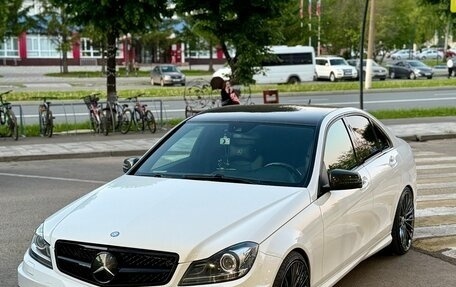 Mercedes-Benz C-Класс, 2013 год, 1 800 000 рублей, 17 фотография