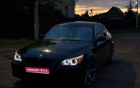 BMW 5 серия, 2007 год, 1 350 000 рублей, 1 фотография
