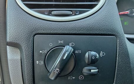Ford Focus II рестайлинг, 2011 год, 750 000 рублей, 16 фотография