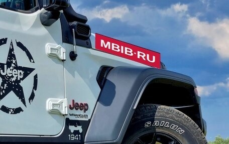 Jeep Wrangler, 2020 год, 4 290 000 рублей, 8 фотография