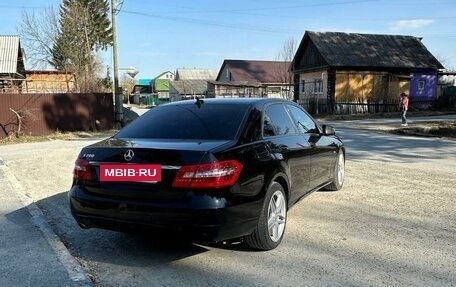 Mercedes-Benz E-Класс, 2011 год, 1 300 000 рублей, 21 фотография