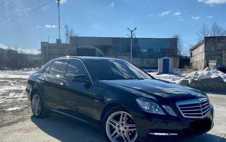 Mercedes-Benz E-Класс, 2011 год, 1 300 000 рублей, 26 фотография