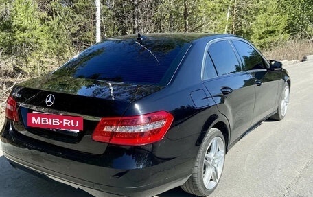 Mercedes-Benz E-Класс, 2011 год, 1 300 000 рублей, 25 фотография
