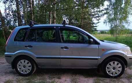 Ford Fusion I, 2005 год, 335 000 рублей, 3 фотография