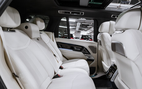 Land Rover Range Rover IV рестайлинг, 2025 год, 25 850 000 рублей, 18 фотография