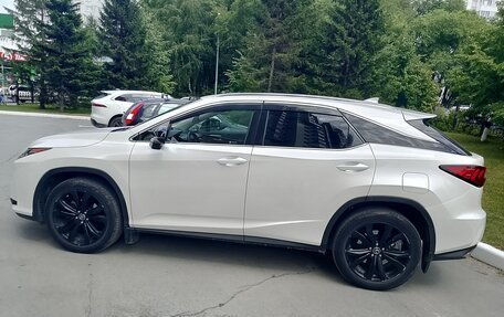 Lexus RX IV рестайлинг, 2018 год, 4 550 000 рублей, 10 фотография