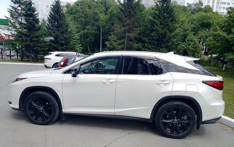 Lexus RX IV рестайлинг, 2018 год, 4 550 000 рублей, 11 фотография