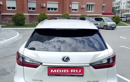 Lexus RX IV рестайлинг, 2018 год, 4 550 000 рублей, 5 фотография
