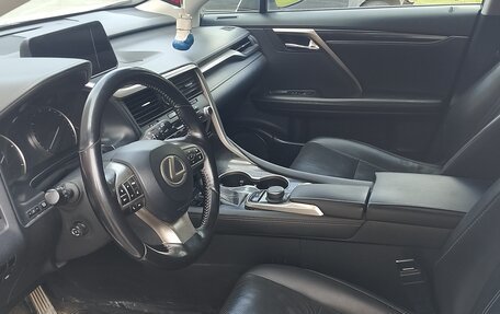 Lexus RX IV рестайлинг, 2018 год, 4 550 000 рублей, 17 фотография