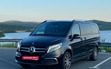 Mercedes-Benz V-Класс, 2021 год, 7 500 000 рублей, 2 фотография