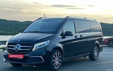 Mercedes-Benz V-Класс, 2021 год, 7 500 000 рублей, 6 фотография
