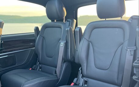 Mercedes-Benz V-Класс, 2021 год, 7 500 000 рублей, 23 фотография