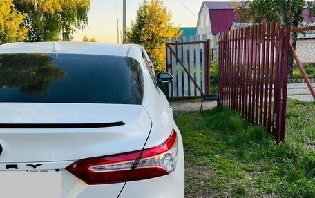 Toyota Camry, 2020 год, 3 500 000 рублей, 2 фотография