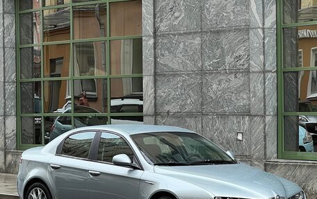 Alfa Romeo 159, 2008 год, 1 050 000 рублей, 2 фотография