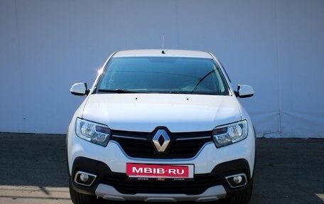 Renault Logan II, 2021 год, 1 099 000 рублей, 2 фотография