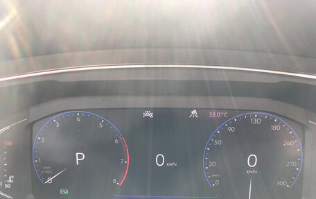 Volkswagen Tiguan II, 2019 год, 2 450 000 рублей, 11 фотография
