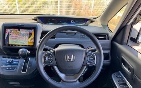 Honda Freed II, 2022 год, 1 450 000 рублей, 12 фотография