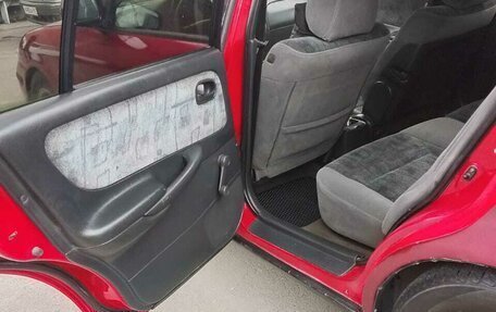 Mazda 626, 1998 год, 250 000 рублей, 9 фотография