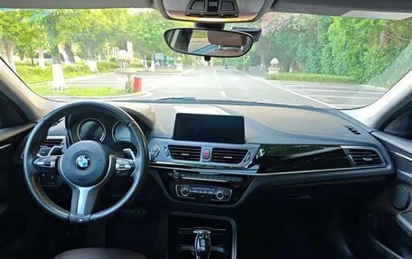 BMW 1 серия, 2021 год, 2 000 000 рублей, 7 фотография
