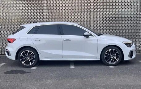 Audi A3, 2022 год, 2 100 000 рублей, 3 фотография