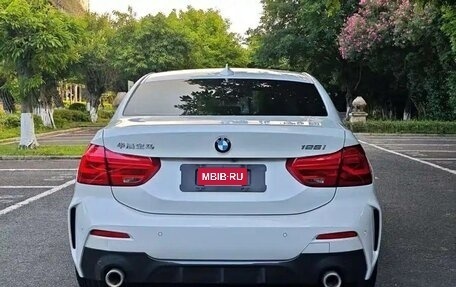 BMW 1 серия, 2021 год, 2 000 000 рублей, 5 фотография