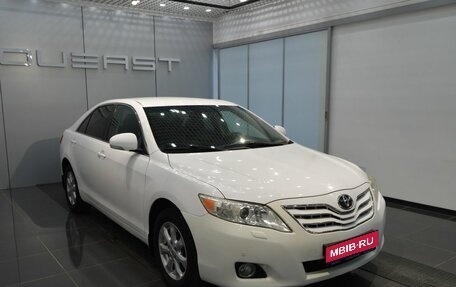 Toyota Camry, 2011 год, 1 180 000 рублей, 1 фотография