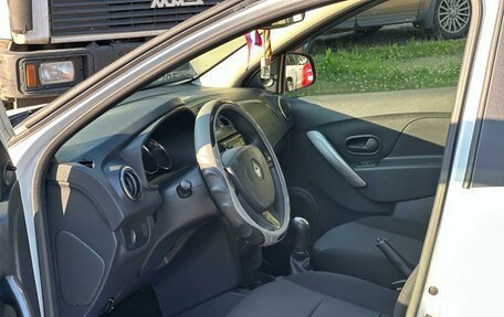 Renault Sandero II рестайлинг, 2017 год, 420 000 рублей, 4 фотография